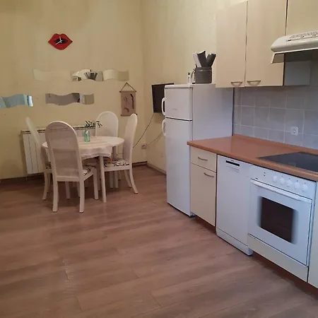 Apartment Fuer 4 Personen Ca 40 Qm In Njivice, Kvarner Bucht Krk *