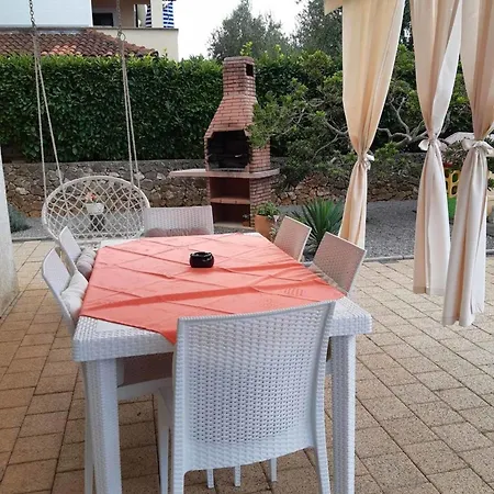 Fuer 4 Personen Ca 40 Qm In Njivice, Kvarner Bucht Krk Apartment Njivice